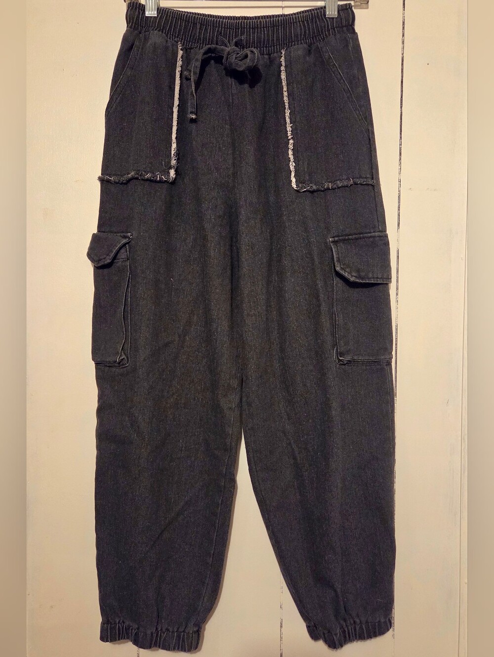 VERY J Black Washed Drawstring Jogger Cargo Jeans Small